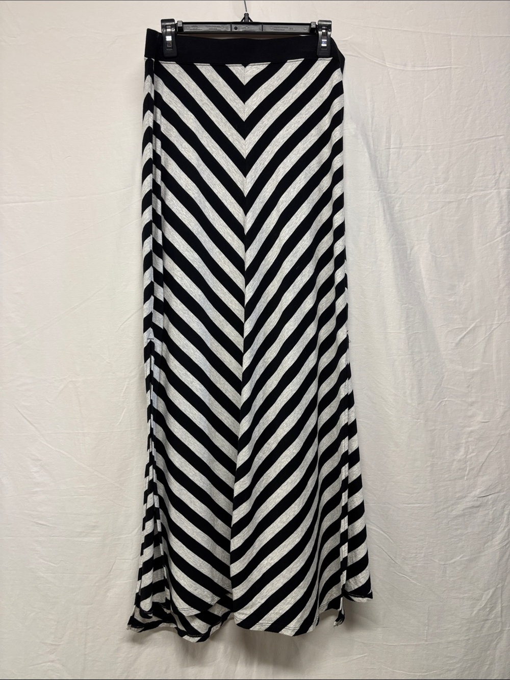 Calvin Klein Performance Black & White Chevron Maxi Skirt